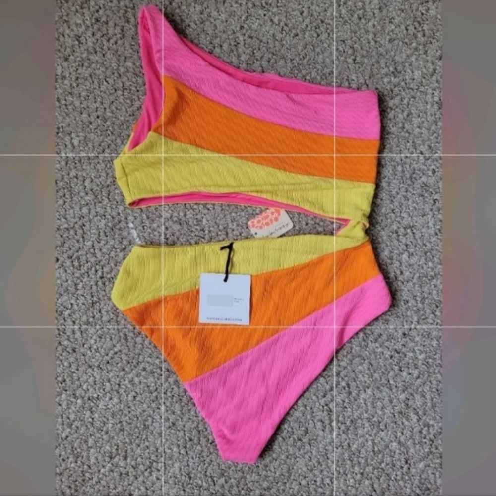 Free People Beach Riot One Piece Swimming Suit - Picture 4 of 4